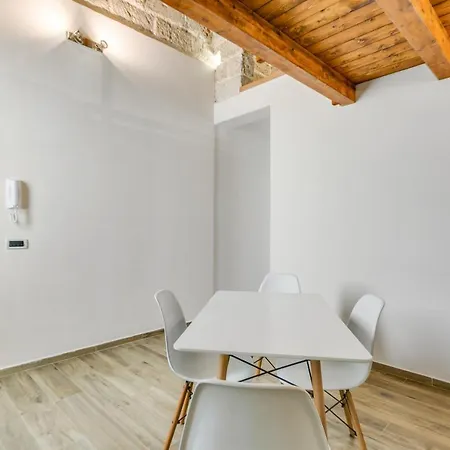 Apartment Castello Della Zisa Modern With Balcony (adults Only) Palermo